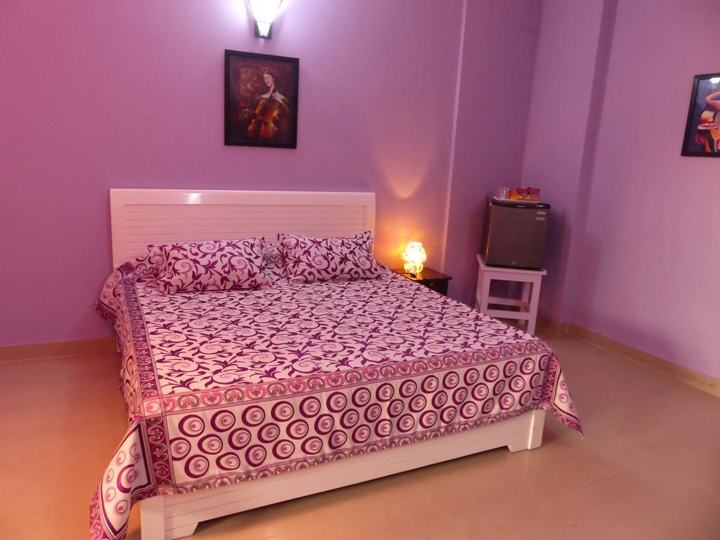 Mykonos Guest House And Spa 新德里 外观 照片